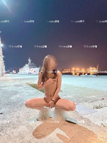 黑絲實習生Lucy❤️