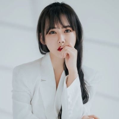 崩壞的英文老師 Nina